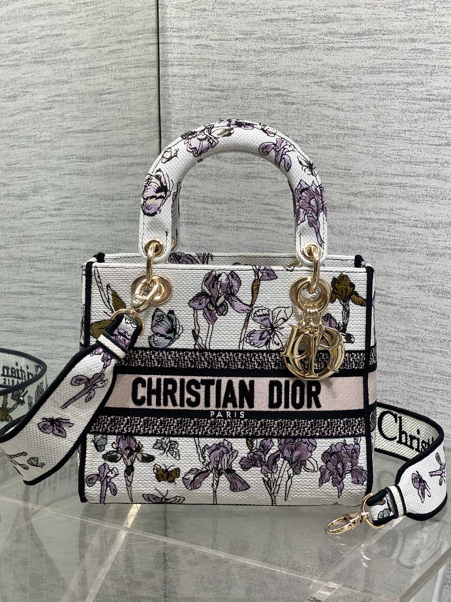 Dior Style White Canvas Top Handle Bag Lookbook Reference image 1
