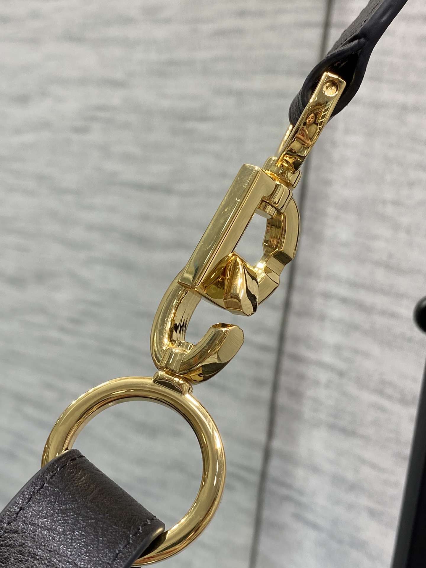 黑小号现货‼️Journey系列最新山羊纹，自带松弛感的hobo包，包形柔软又随意，复古的山羊纹，搭配金