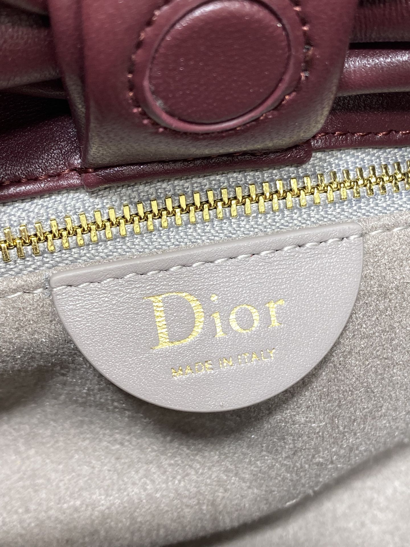 现货‼️🎀Dior-LAMBSKIN 2026春夏新款LAMBSKIN链条包，全新的包形，小牛皮革的质感