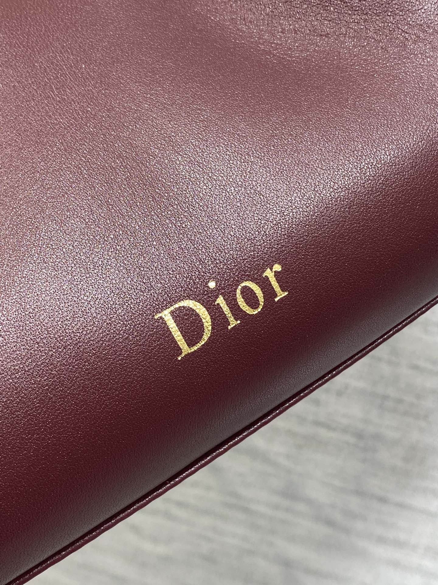 现货‼️🎀Dior-LAMBSKIN 2026春夏新款LAMBSKIN链条包，全新的包形，小牛皮革的质感