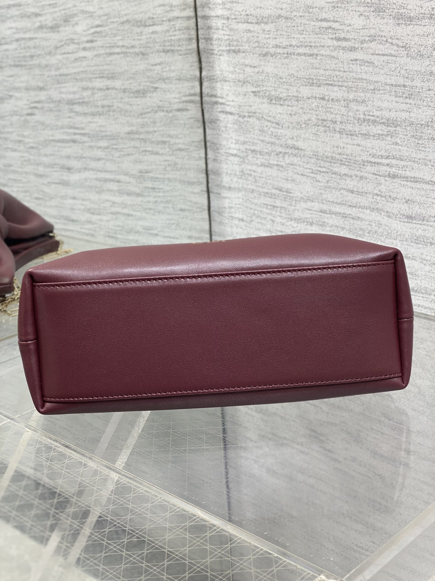 现货‼️🎀Dior-LAMBSKIN 2026春夏新款LAMBSKIN链条包，全新的包形，小牛皮革的质感