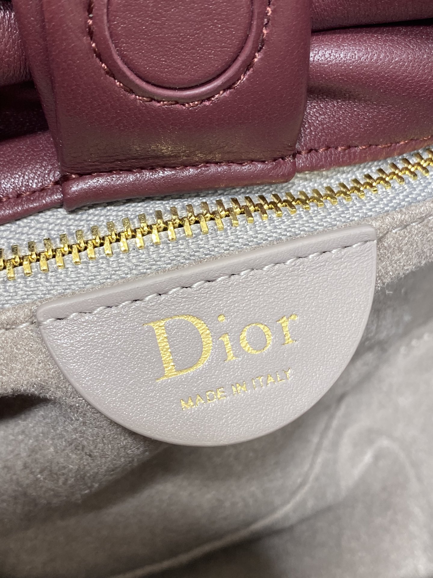 现货‼️🎀Dior-LAMBSKIN 2026春夏新款LAMBSKIN链条包，全新的包形，小牛皮革的质感