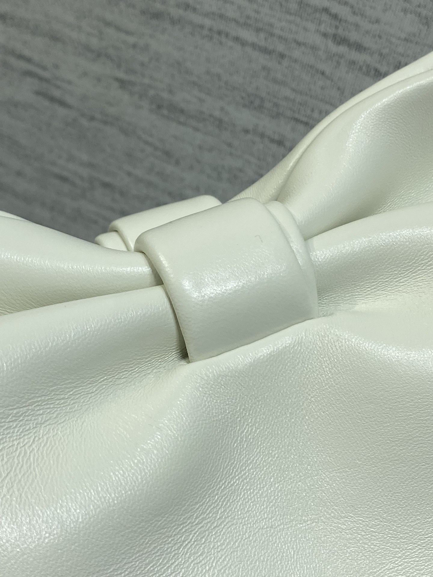 现货‼️🎀Dior-LAMBSKIN 2026春夏新款LAMBSKIN链条包，全新的包形，小牛皮革的质感