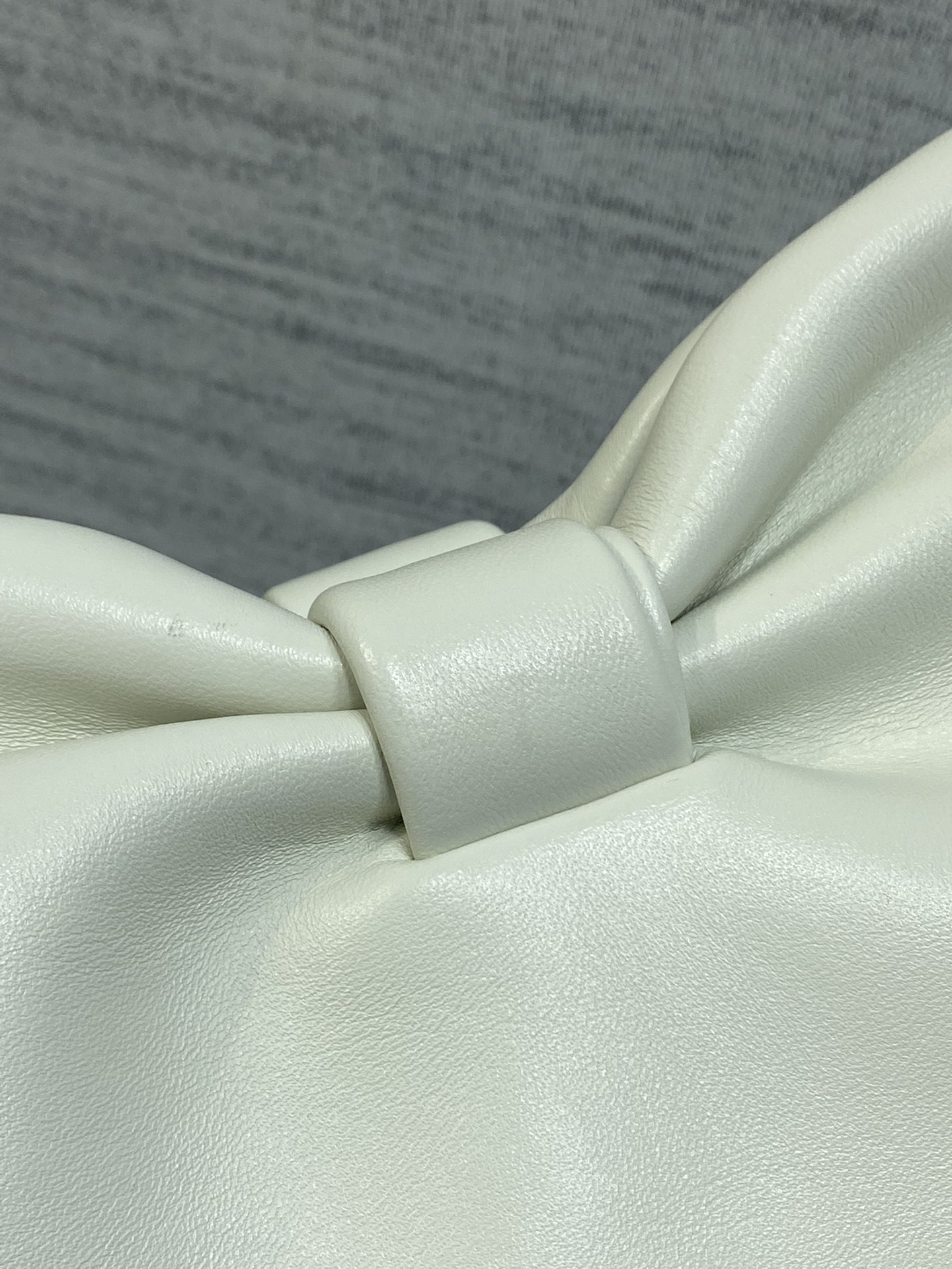 现货‼️🎀Dior-LAMBSKIN 2026春夏新款LAMBSKIN链条包，全新的包形，小牛皮革的质感