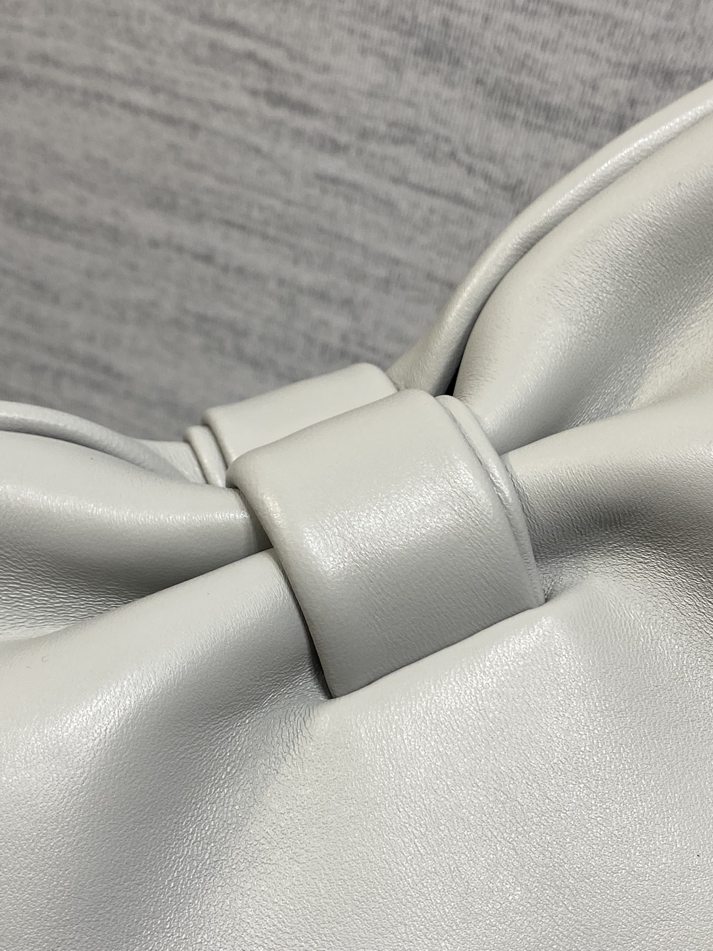 现货‼️🎀Dior-LAMBSKIN 2026春夏新款LAMBSKIN链条包，全新的包形，小牛皮革的质感