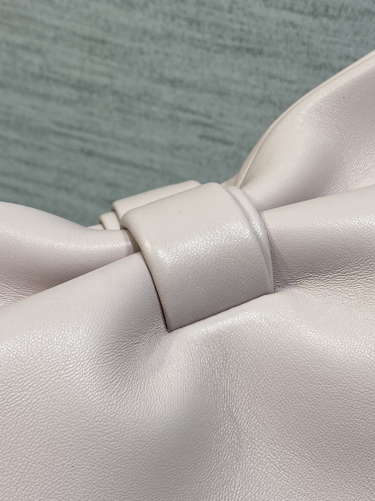 现货‼️🎀Dior-LAMBSKIN 2026春夏新款LAMBSKIN链条包，全新的包形，小牛皮革的质感