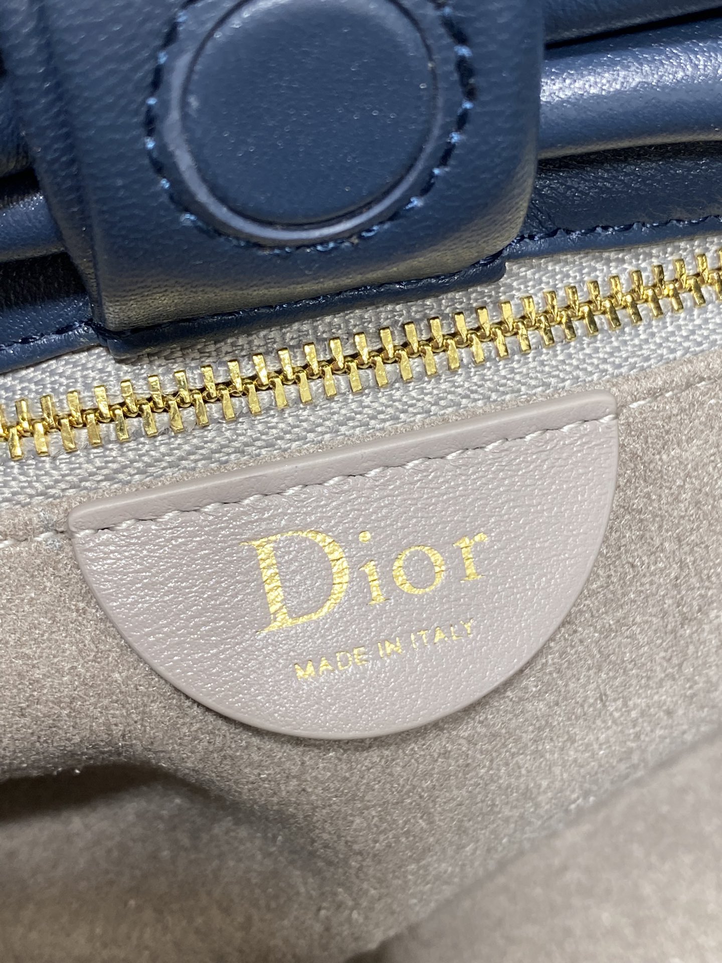 现货‼️🎀Dior-LAMBSKIN 2026春夏新款LAMBSKIN链条包，全新的包形，小牛皮革的质感