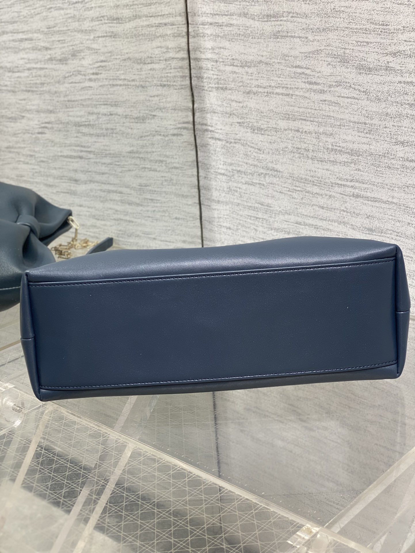 现货‼️🎀Dior-LAMBSKIN 2026春夏新款LAMBSKIN链条包，全新的包形，小牛皮革的质感