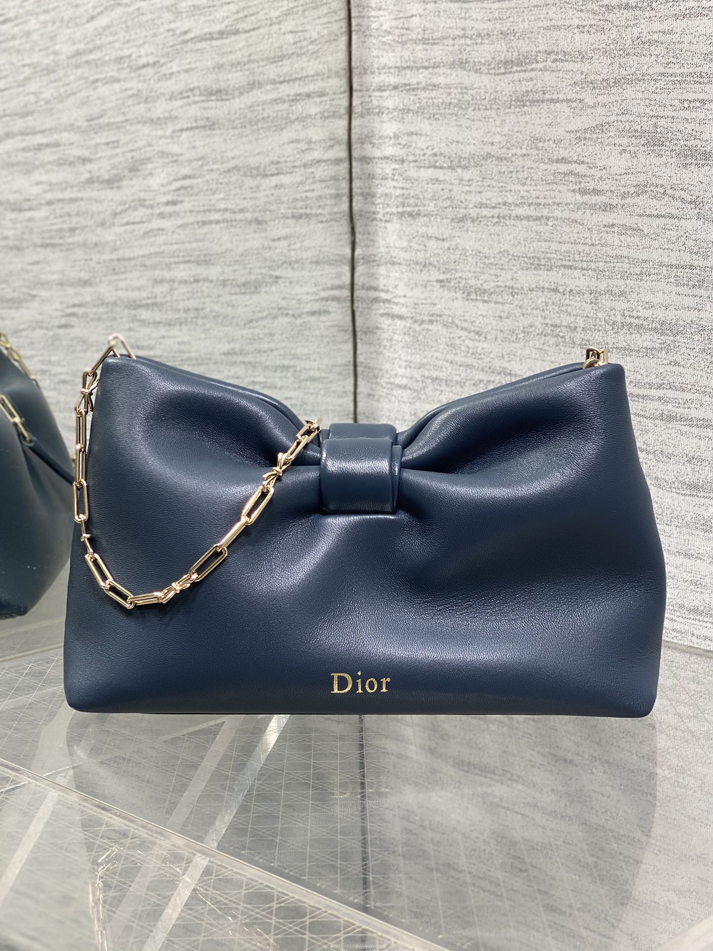 现货‼️🎀Dior-LAMBSKIN 2026春夏新款LAMBSKIN链条包，全新的包形，小牛皮革的质感