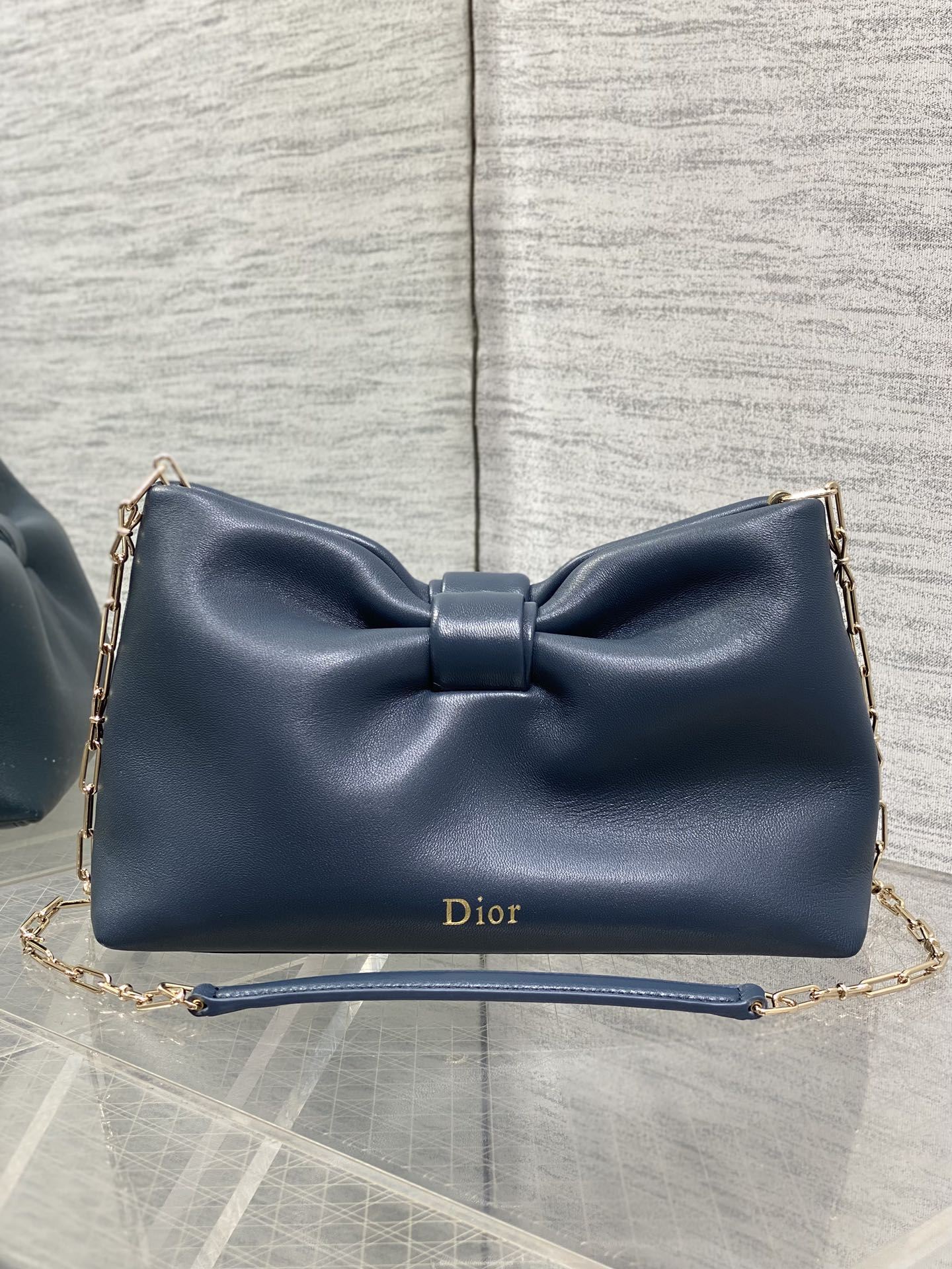 现货‼️🎀Dior-LAMBSKIN 2026春夏新款LAMBSKIN链条包，全新的包形，小牛皮革的质感