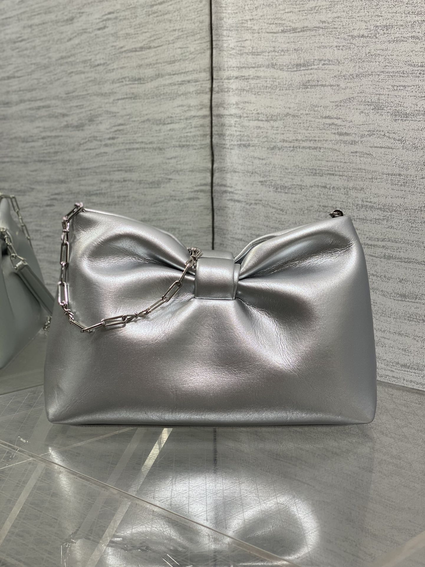 现货‼️🎀Dior-LAMBSKIN 2026春夏新款LAMBSKIN链条包，全新的包形，小牛皮革的质感