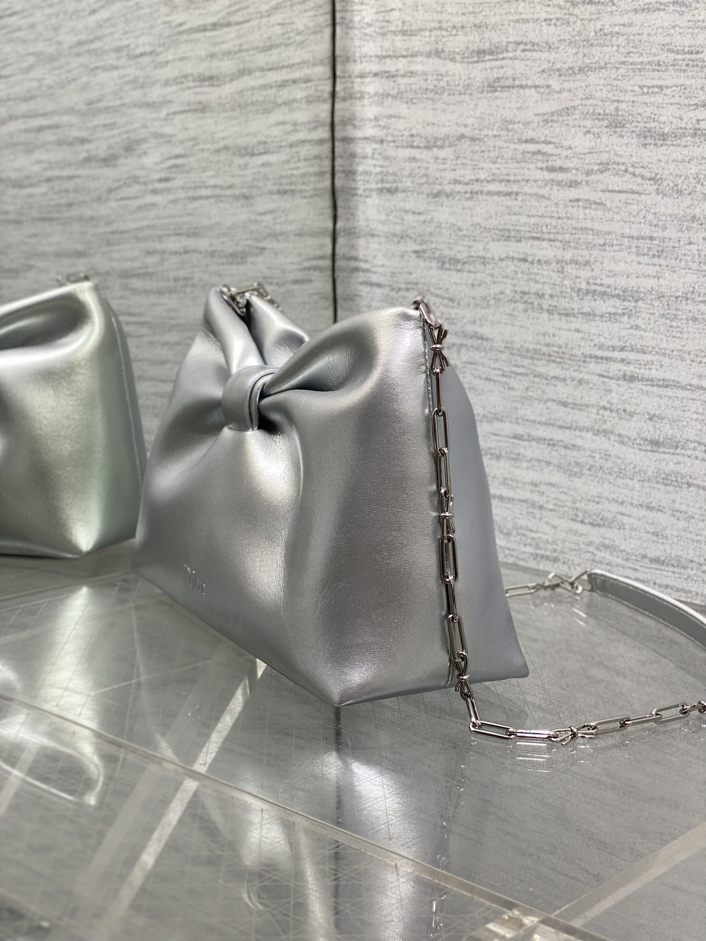 现货‼️🎀Dior-LAMBSKIN 2026春夏新款LAMBSKIN链条包，全新的包形，小牛皮革的质感