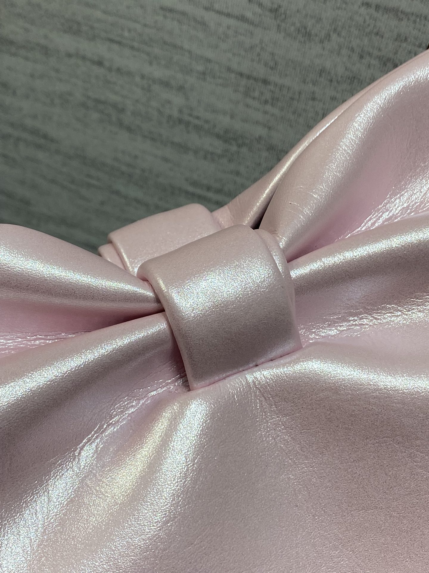 现货‼️🎀Dior-LAMBSKIN 2026春夏新款LAMBSKIN链条包，全新的包形，小牛皮革的质感