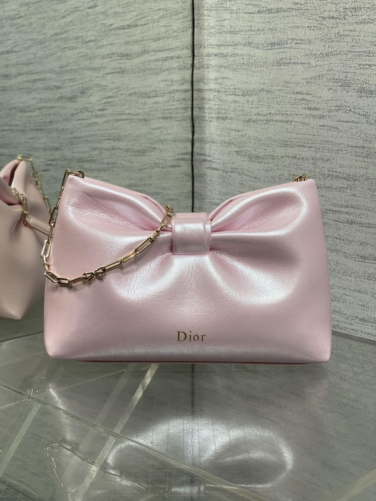 现货‼️🎀Dior-LAMBSKIN 2026春夏新款LAMBSKIN链条包，全新的包形，小牛皮革的质感