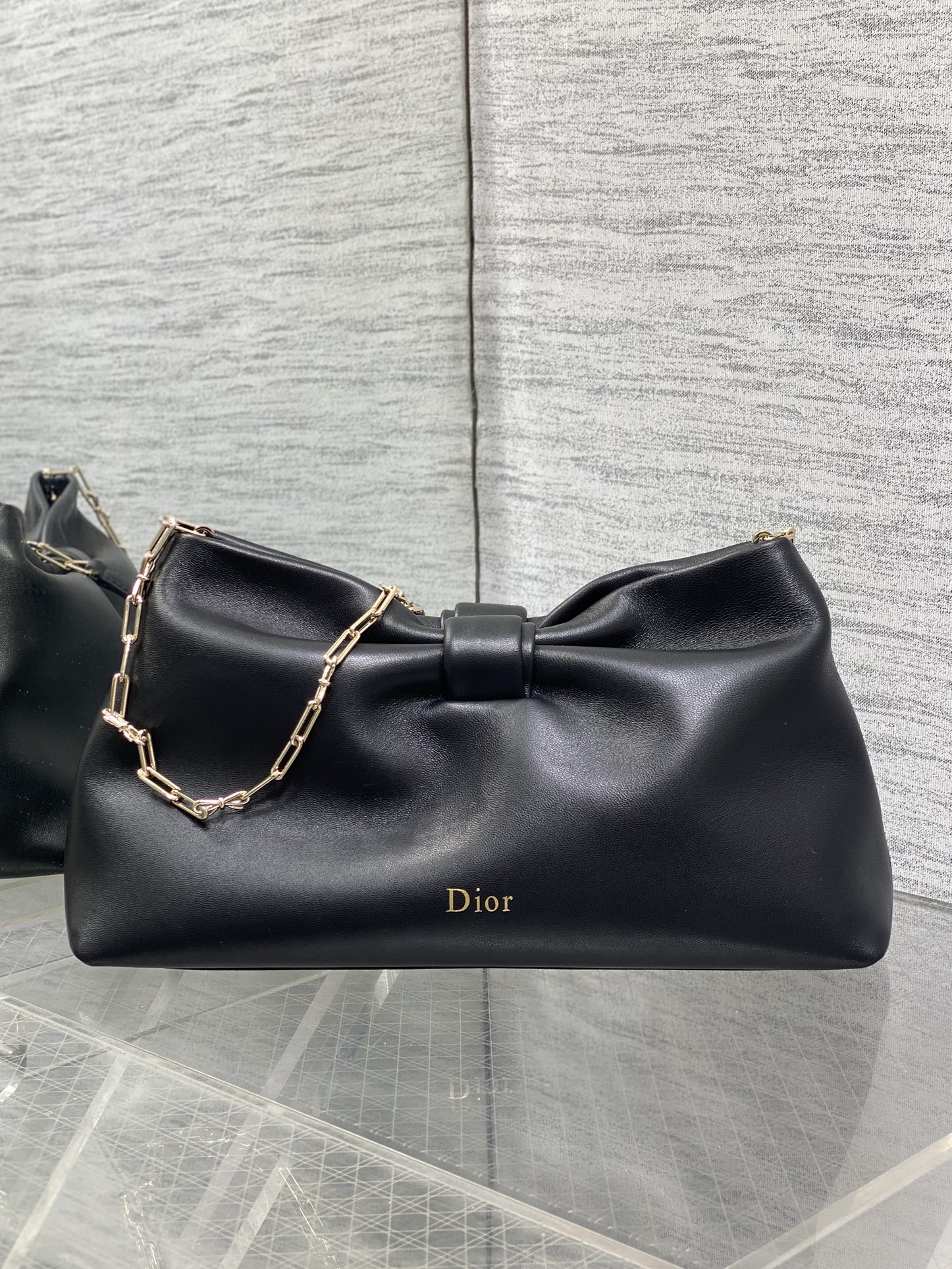 现货‼️🎀Dior-LAMBSKIN 2026春夏新款LAMBSKIN链条包，全新的包形，小牛皮革的质感