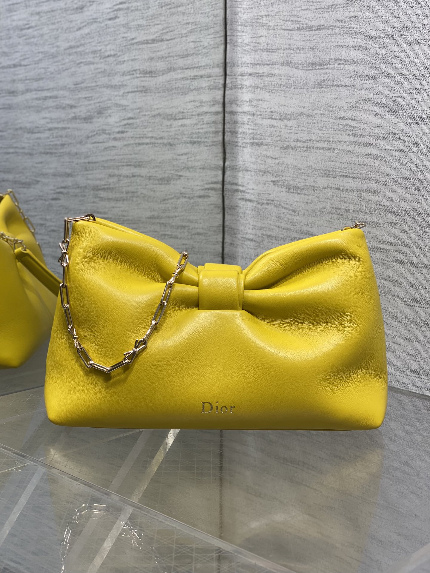 现货‼️🎀Dior-LAMBSKIN 2026春夏新款LAMBSKIN链条包，全新的包形，小牛皮革的质感