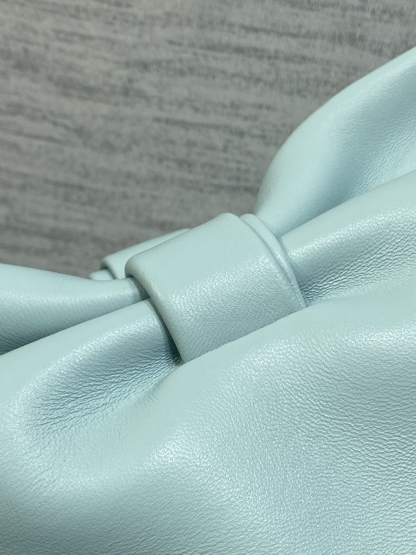 现货‼️🎀Dior-LAMBSKIN 2026春夏新款LAMBSKIN链条包，全新的包形，小牛皮革的质感