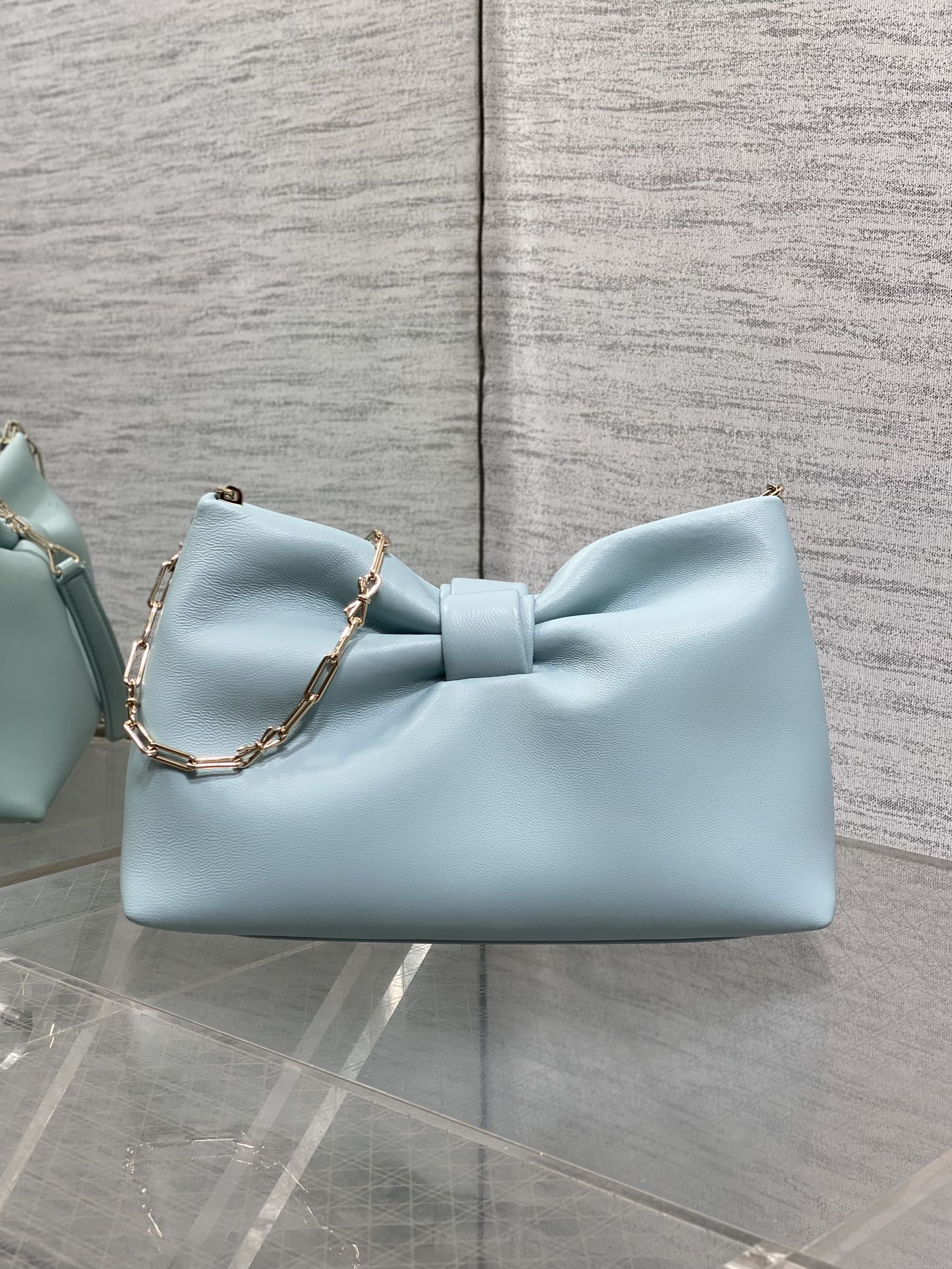 现货‼️🎀Dior-LAMBSKIN 2026春夏新款LAMBSKIN链条包，全新的包形，小牛皮革的质感