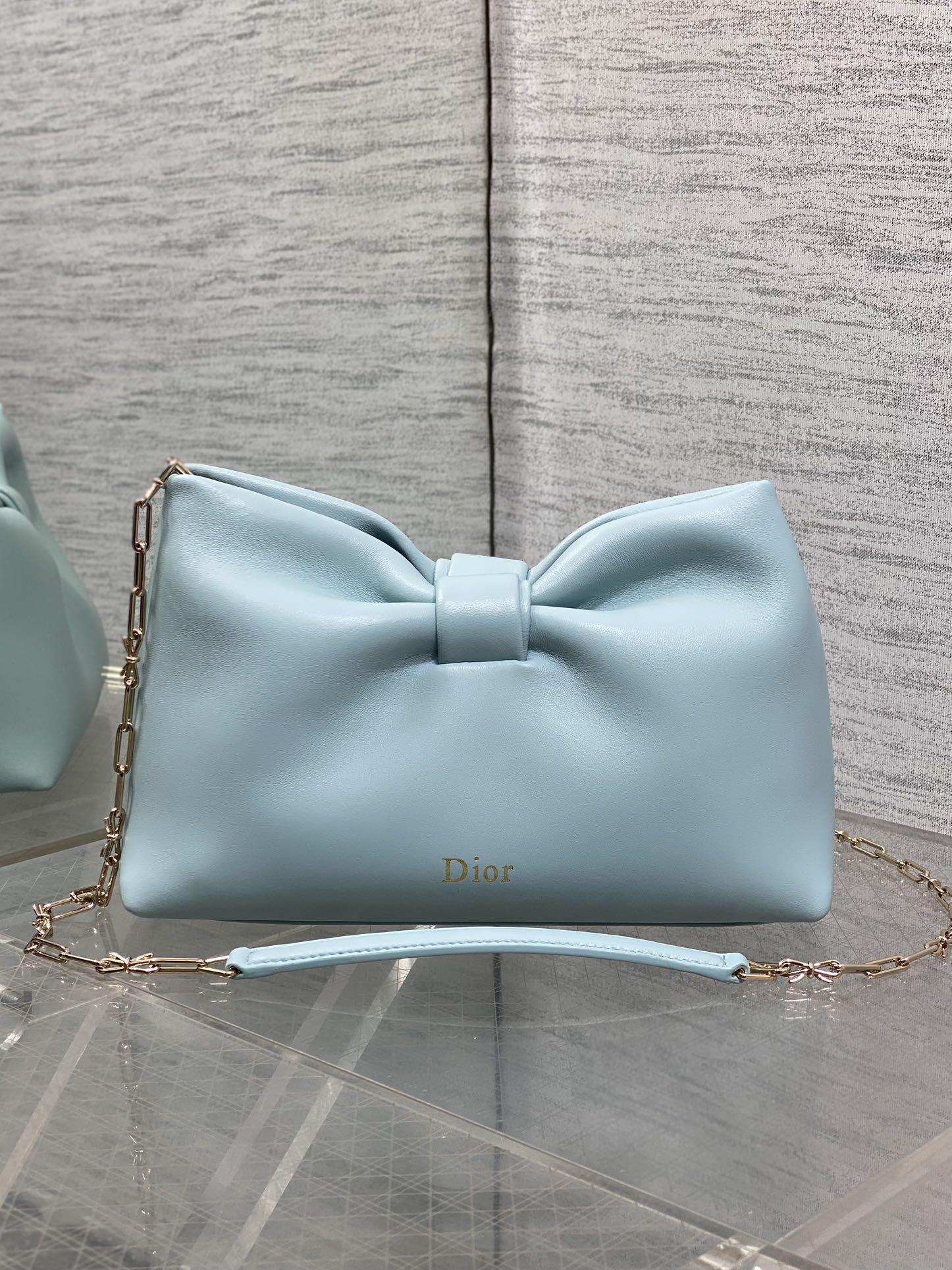 现货‼️🎀Dior-LAMBSKIN 2026春夏新款LAMBSKIN链条包，全新的包形，小牛皮革的质感