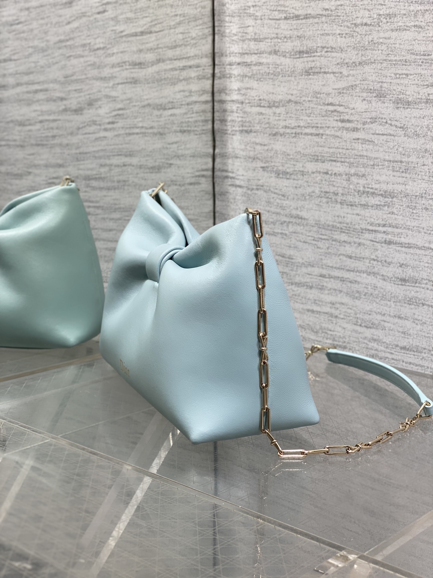 现货‼️🎀Dior-LAMBSKIN 2026春夏新款LAMBSKIN链条包，全新的包形，小牛皮革的质感