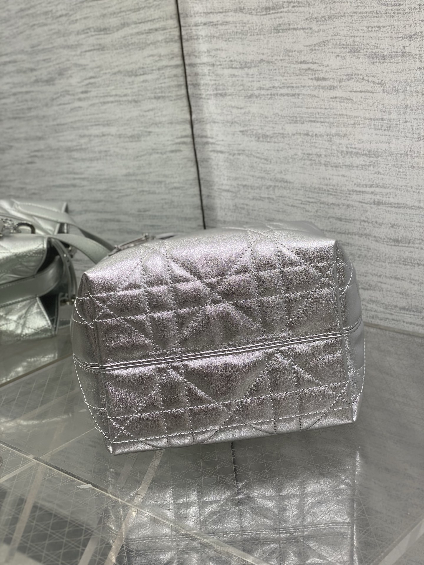 现货‼️Toujours小土著竖版小号春夏限定色金属银系列美到心巴上，属于完全治愈的色系自带温柔，浪漫，