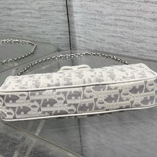 现货‼️Dior2026早春系列Oblique蝴蝶结链条包,经典 Oblique白灰帆布+白色皮革蝴蝶结 现货‼️Dior2026早春系列Oblique蝴蝶结链条包,经典 Oblique白灰帆布+白色皮革蝴蝶结