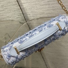 现货‼️Miss Dior最新限量手工珠子micro系列,一只什么都装不下,只能装下可爱的小包包😘,皮面 现货‼️Miss Dior最新限量手工珠子micro系列,一只什么都装不下,只能装下可爱的小包包😘,皮面