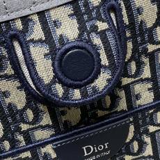 现货‼️ Dior2026春夏新款老花蝴蝶结托特包,经典 Oblique帆布+蝴蝶结点缀超优雅少女感,轻便自重,通勤出街 现货‼️ Dior2026春夏新款老花蝴蝶结托特包,经典 Oblique帆布+蝴蝶结点缀超优雅少女感,轻便自重,通勤出街