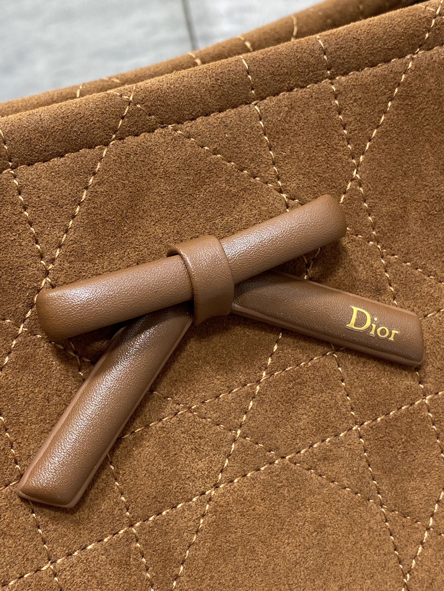 现货‼️ Dior2026春夏新款老花蝴蝶结托特包，经典 Oblique帆布+蝴蝶结点缀超优雅少女感，轻便自重，通勤出街