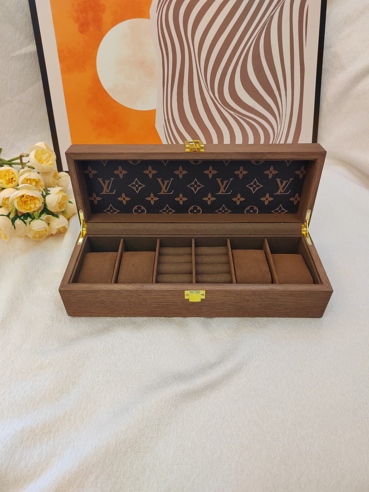 Walnut 6-Compartment Case: 4 Watch Slots + 2 Ring Rows - Comprehensive 2