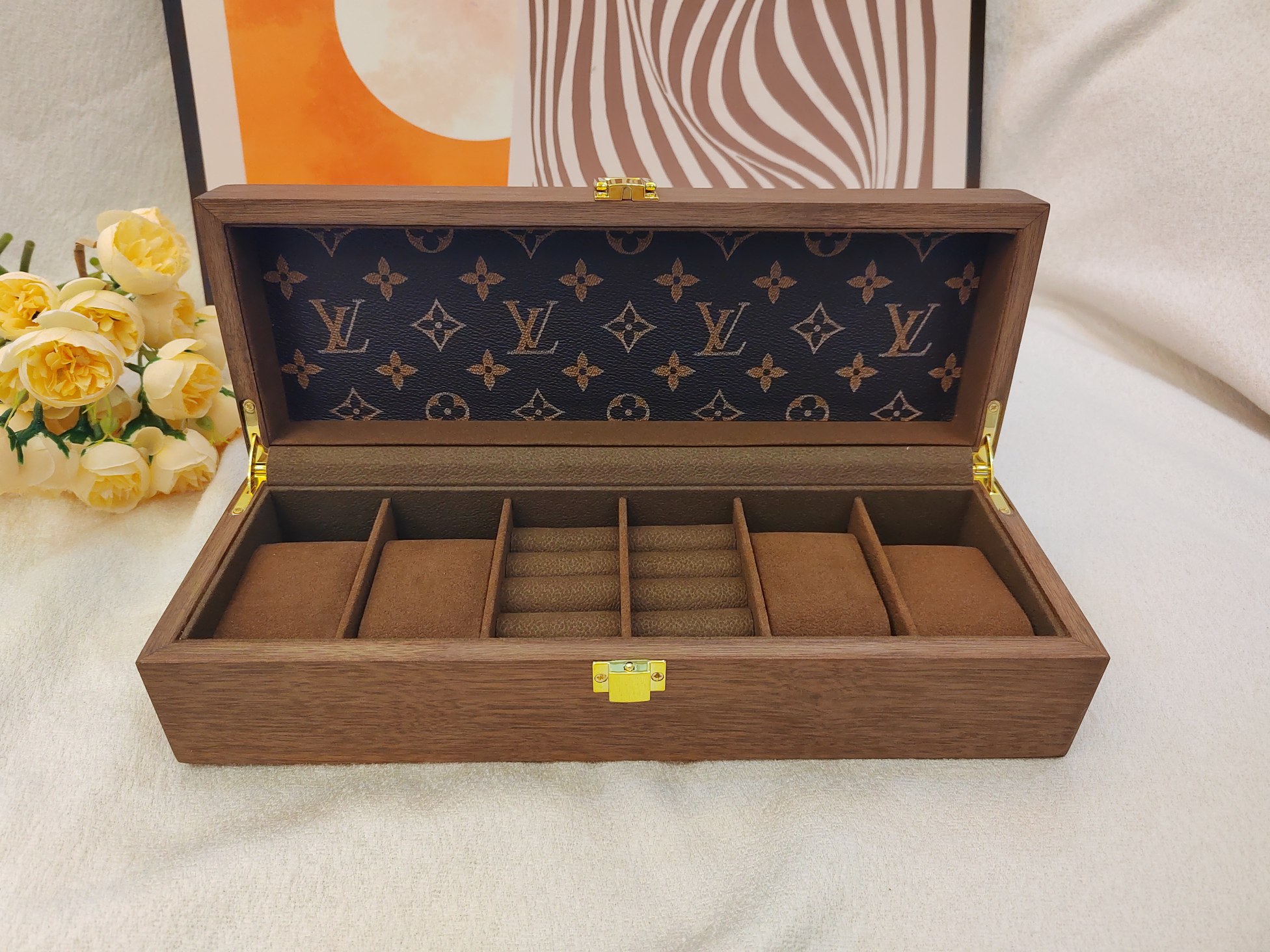 Walnut 6-Compartment Case: 4 Watch Slots + 2 Ring Rows - Comprehensive 3