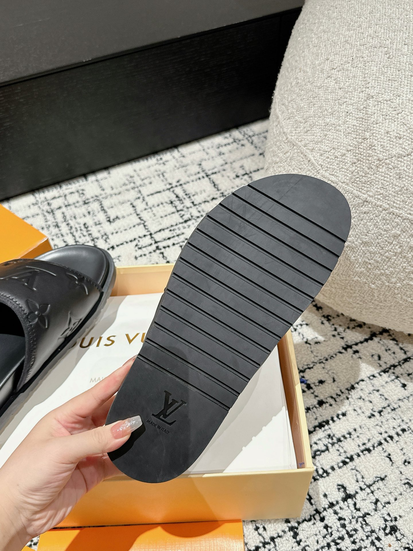 Hermès Louis vuitton 路易威登 LV 24/ 最新 男士 沙滩 拖鞋