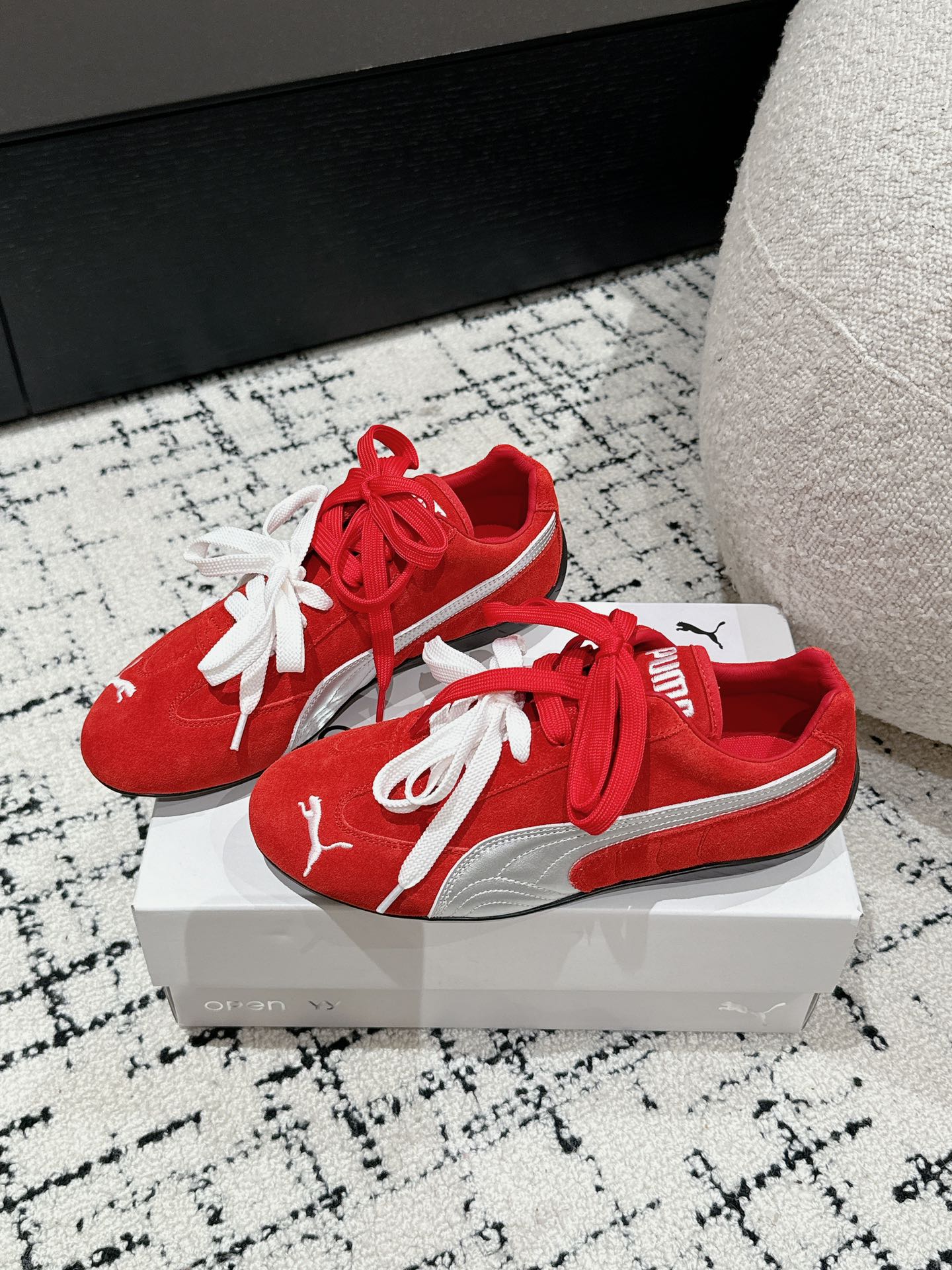 OPEN YAY x PUMA Women’s Football Shoes: Premium Materials, Unique Design, Limited Edition - 图片 3