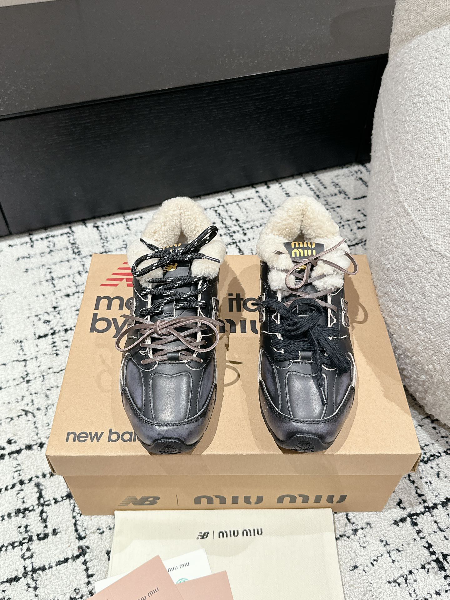 NO:209862,Sell ​​New Year’s goods in a crazy way; all are high-end personalized products; early delivery early; 35/3; 36/8; 37/3; 38/5; 39/1; 40/4; pay attention to the big discount at the end of the year, all are not returned or exchanged, special prices,19860909狂甩年货甩；全部是高端自留款；早下早得早得；35/3；36/8；37/3；38/5；39/1；40/4；；注意年尾大甩货,全部不退换,特价款,,Children's