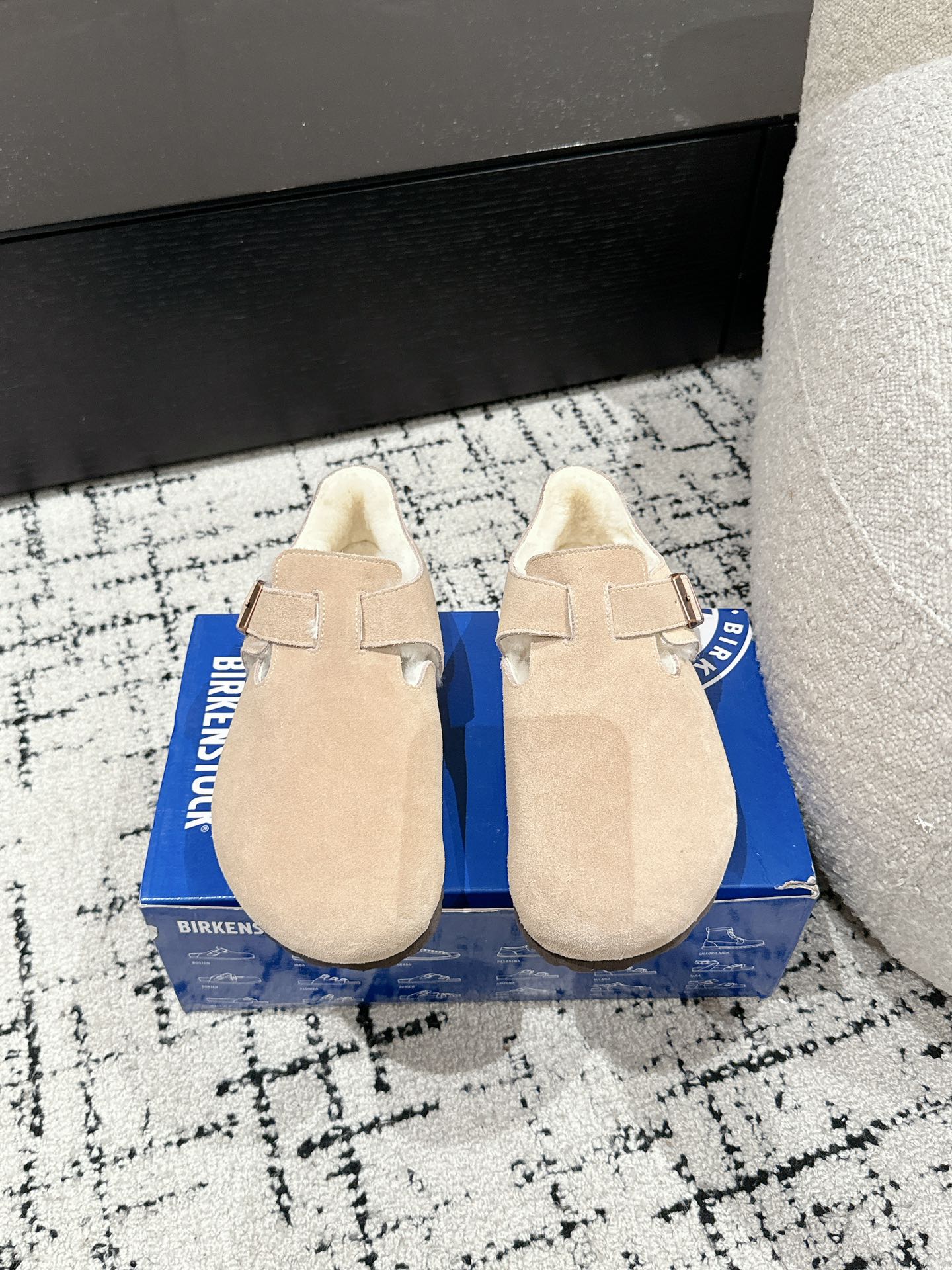 BIRKENSTOCK Autumn/Winter Collection: Comfortable Footwear with Anthropo-Engineering Design