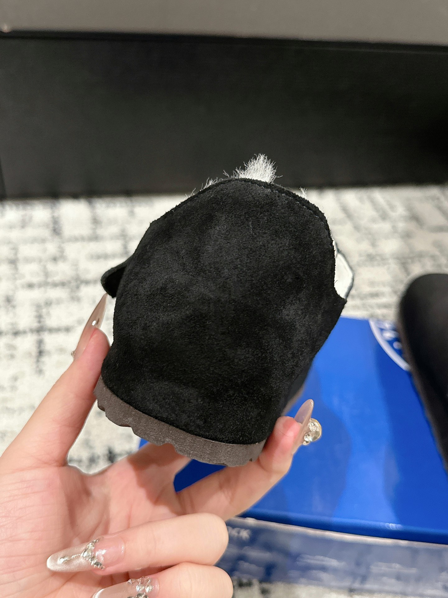 BIRKENSTOCK Autumn/Winter Collection: Comfortable Footwear with Stylish Design. - 图片 8