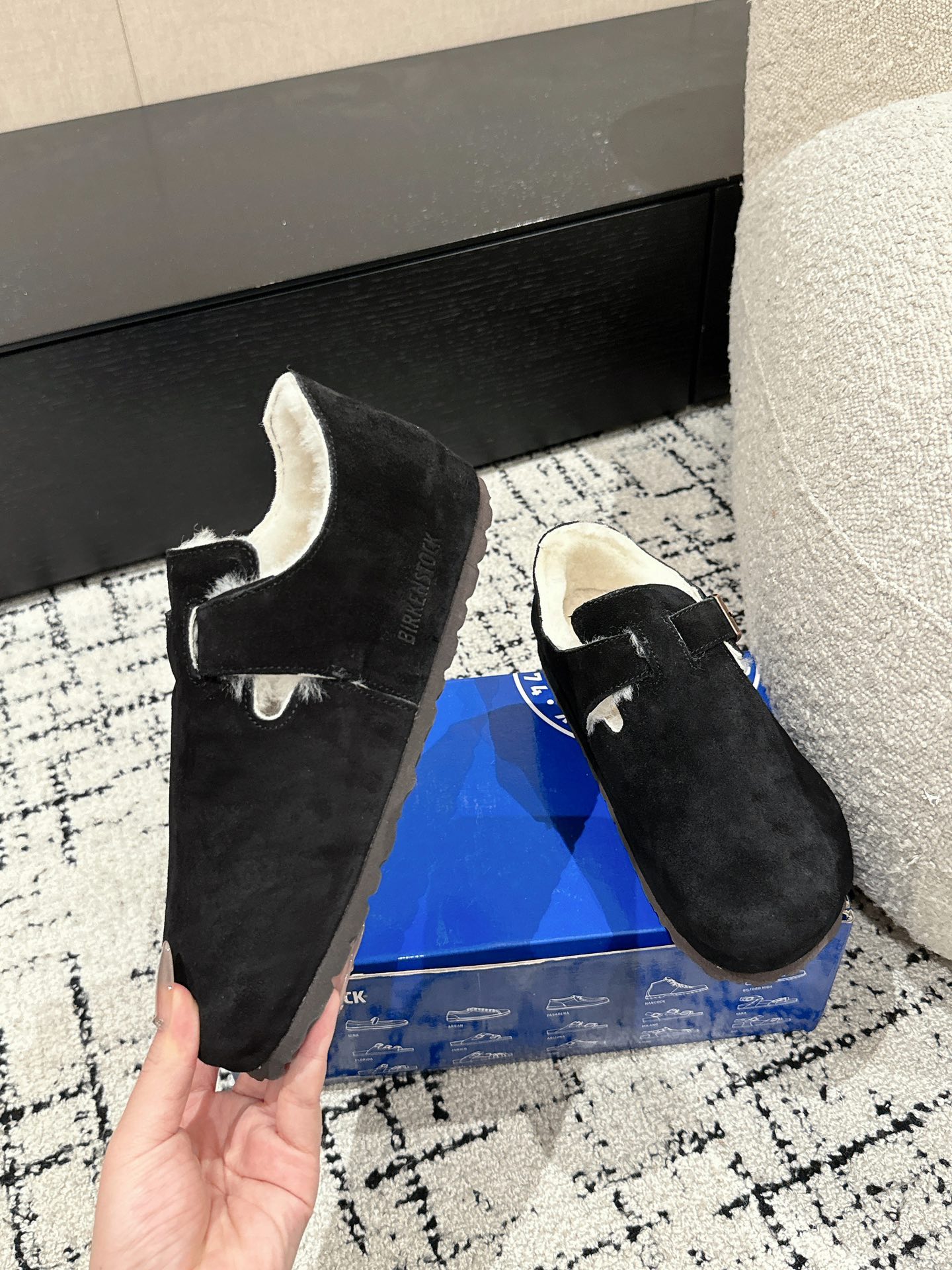 BIRKENSTOCK Autumn/Winter Collection: Comfortable Footwear with Stylish Design. - 图片 4