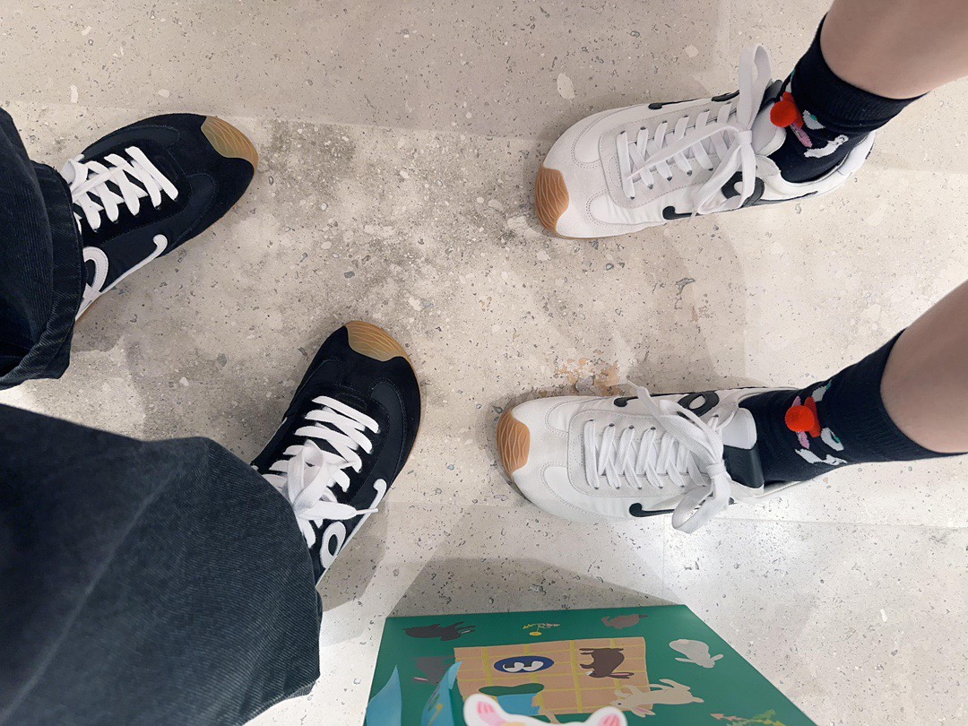 NO:262908,#Reference for foot pictures 25 most popular in the year, no one, casual shoes/sports shoes, sneakers19860909#上脚图参考 25开年最火 没有之一,休闲鞋/运动鞋,sneakers,Women's Shoes