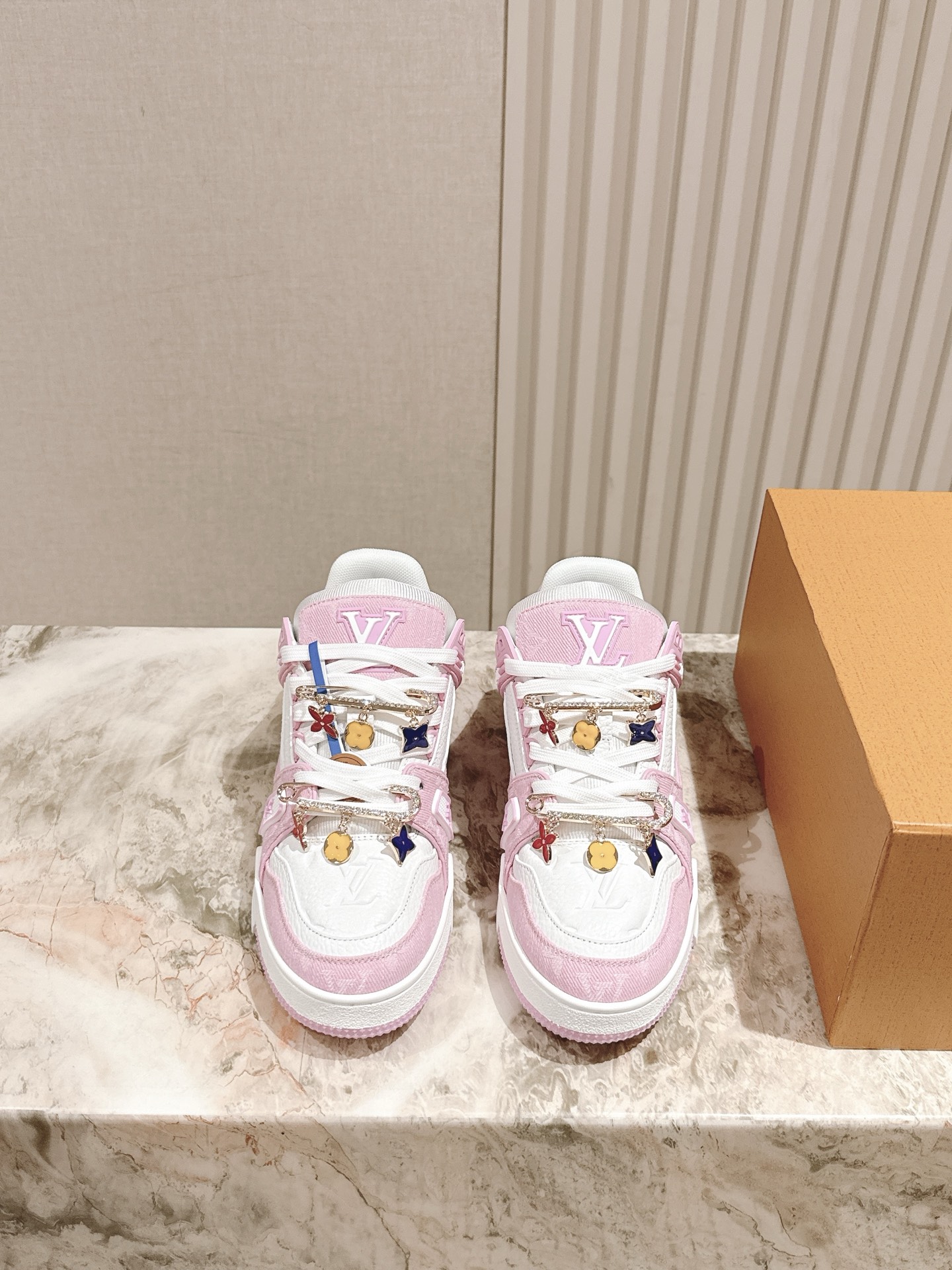 Louis Vuitton 扣子50 LV代购级新色 供应 驴家全系列 LVTrainer PVC 运动鞋