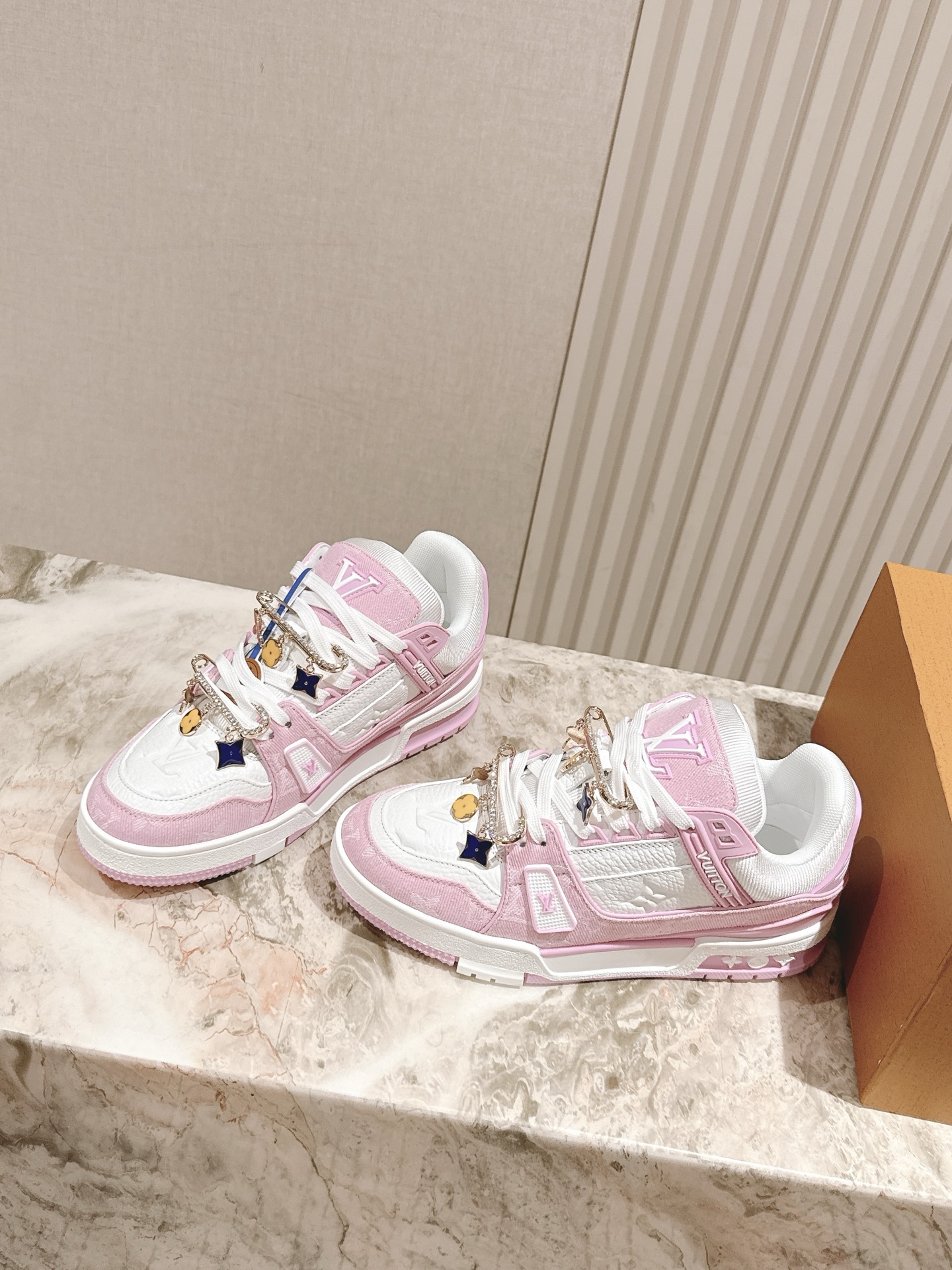 Louis Vuitton 扣子50 LV代购级新色 供应 驴家全系列 LVTrainer PVC 运动鞋