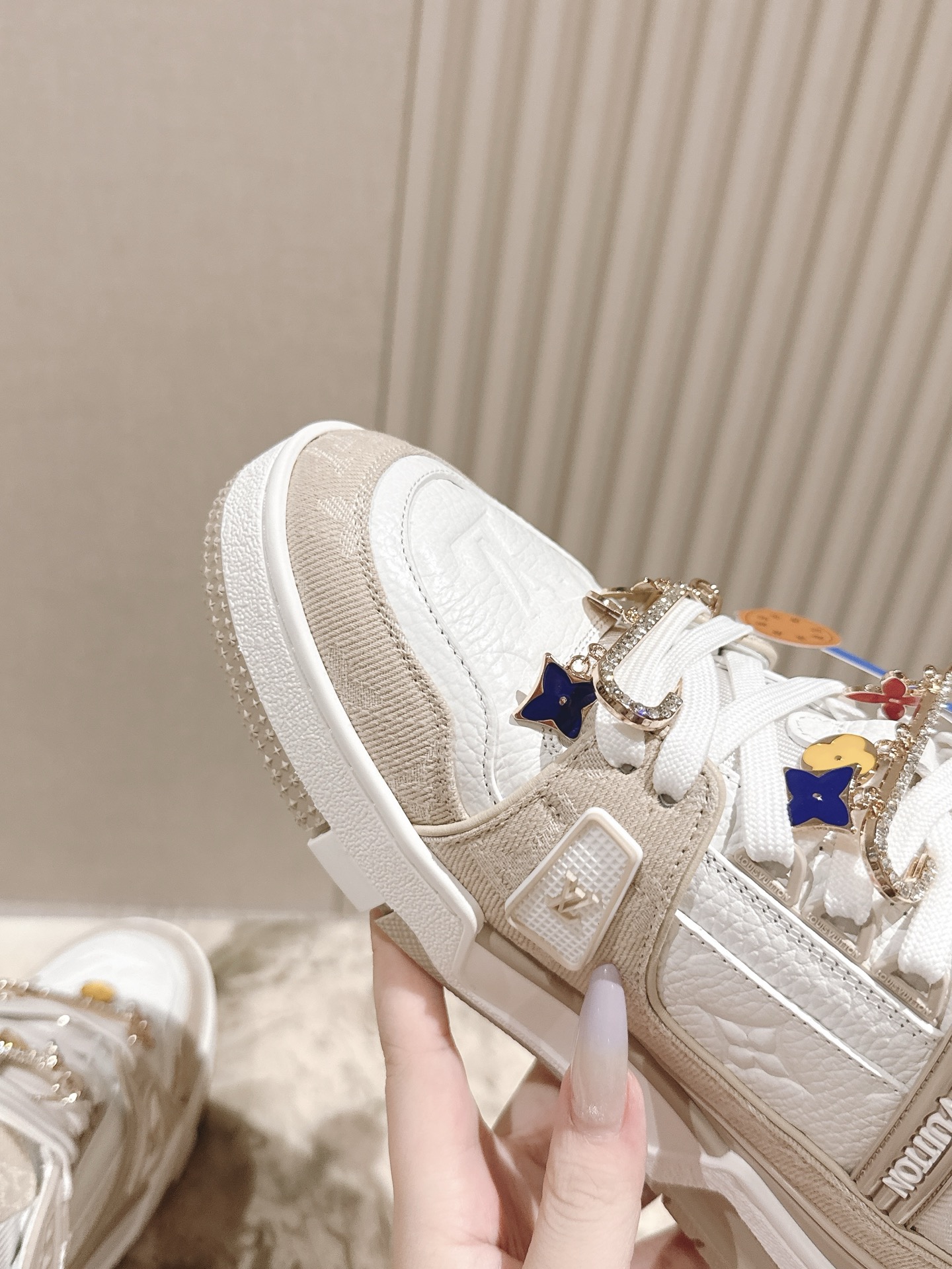 Louis Vuitton 扣子50 LV代购级新色 供应 驴家全系列 LVTrainer PVC 运动鞋