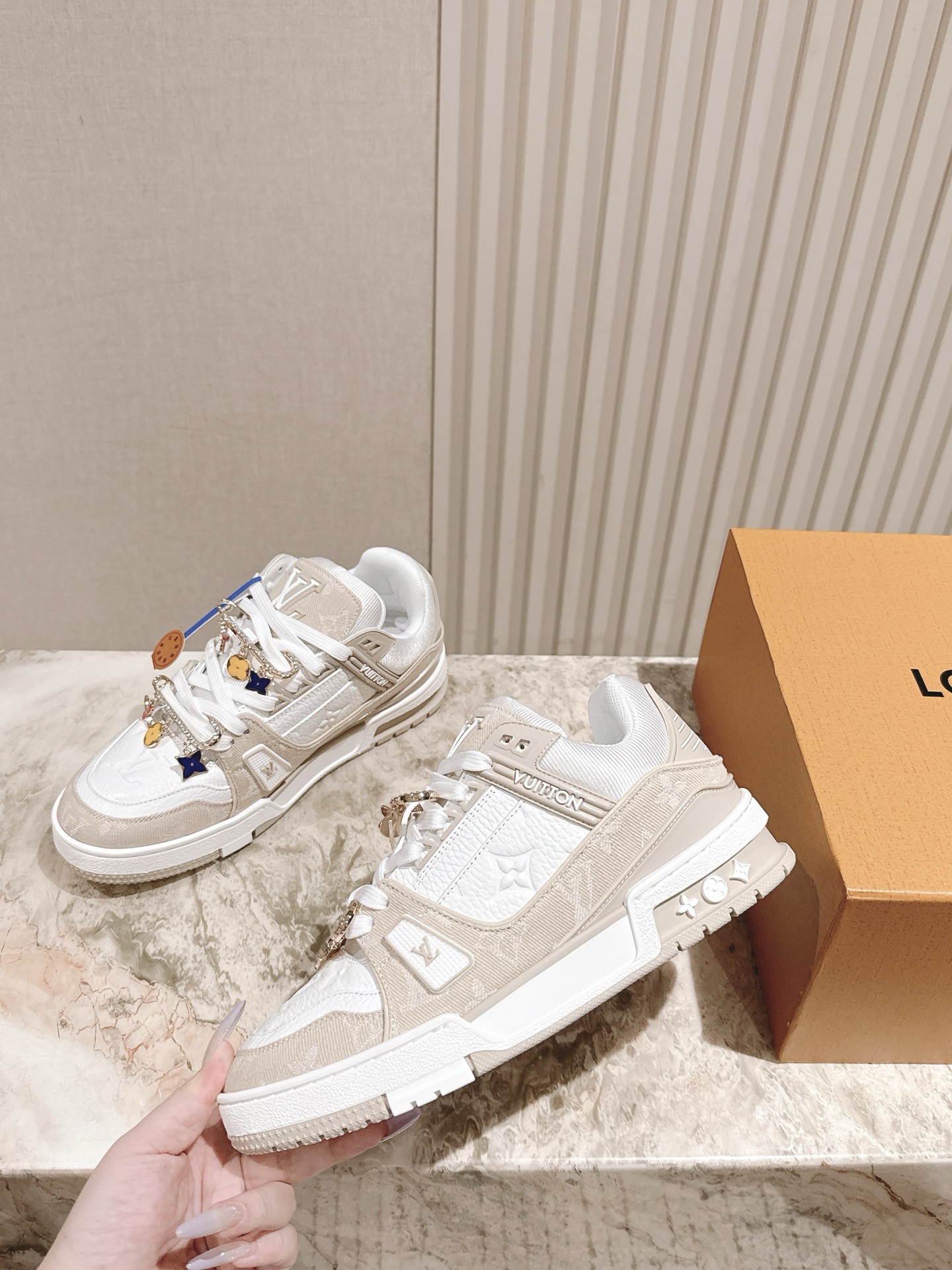 Louis Vuitton 扣子50 LV代购级新色 供应 驴家全系列 LVTrainer PVC 运动鞋