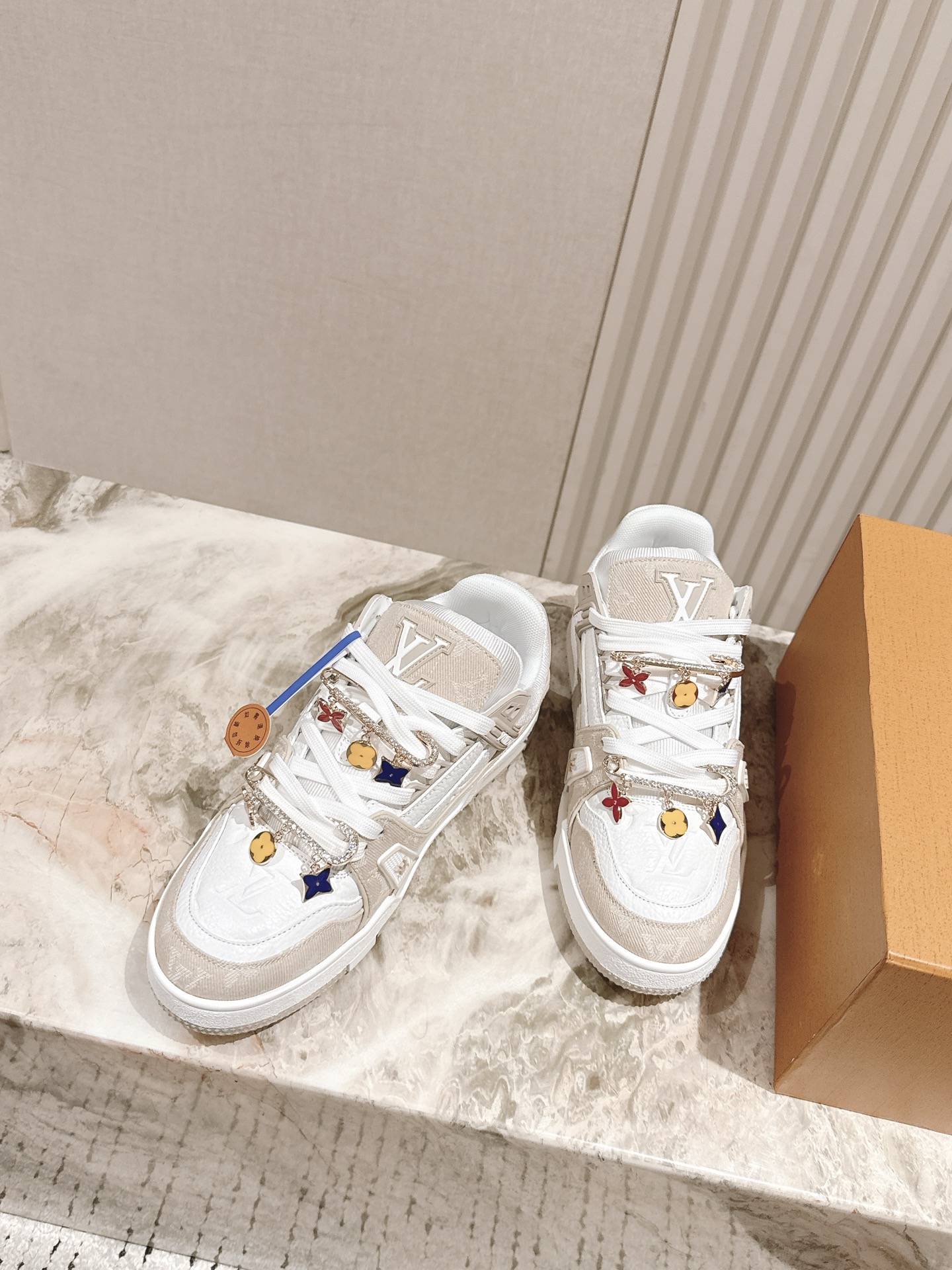 Louis Vuitton 扣子50 LV代购级新色 供应 驴家全系列 LVTrainer PVC 运动鞋