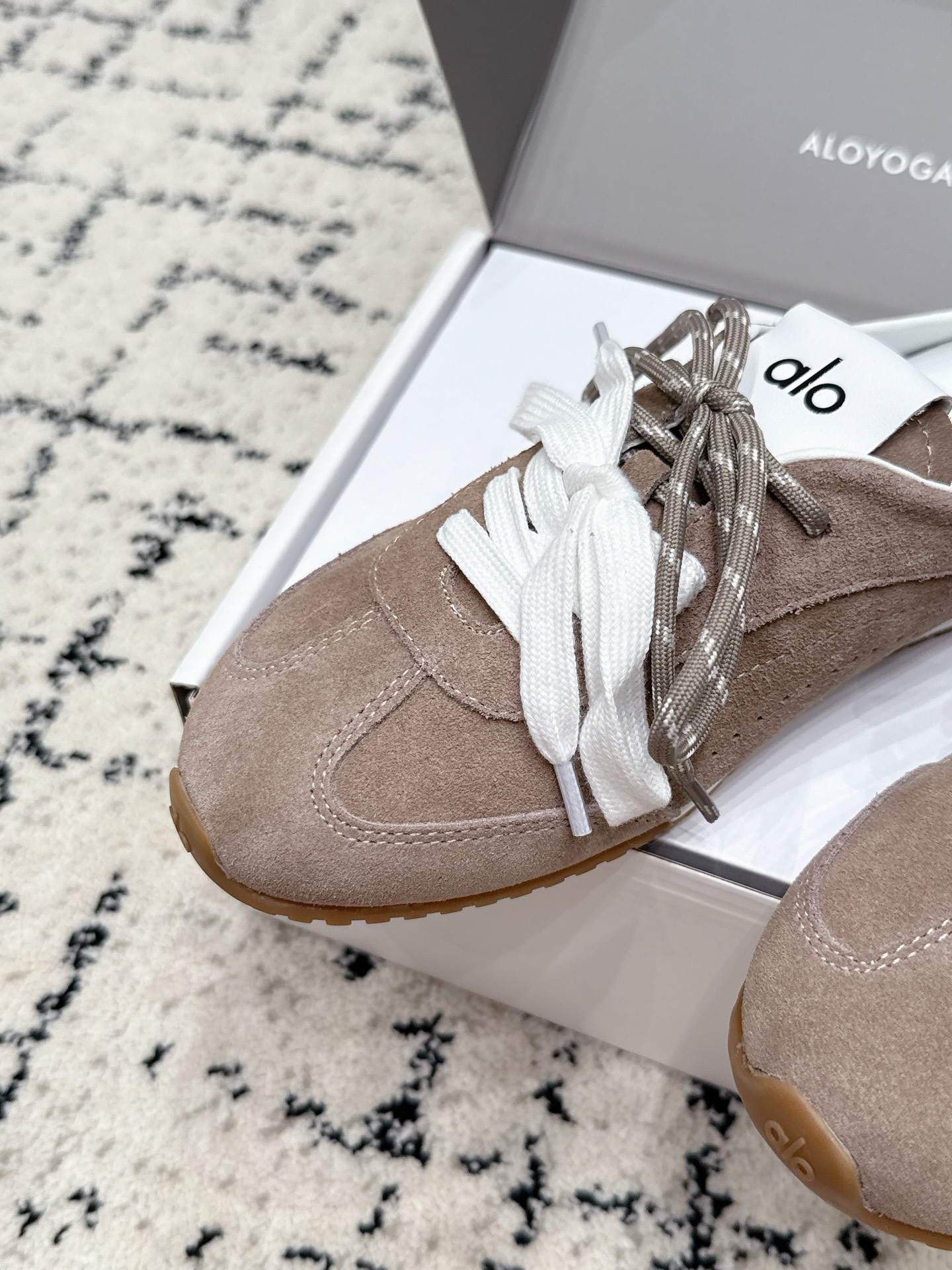 Designer Sneakers