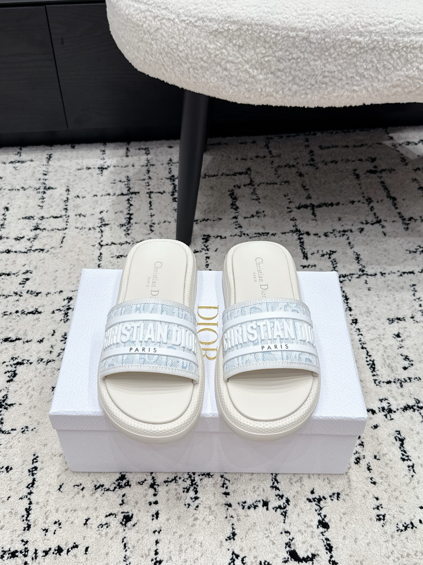 Dior Slides