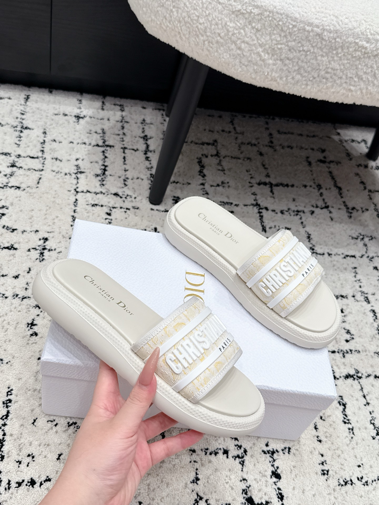 Dior Slides