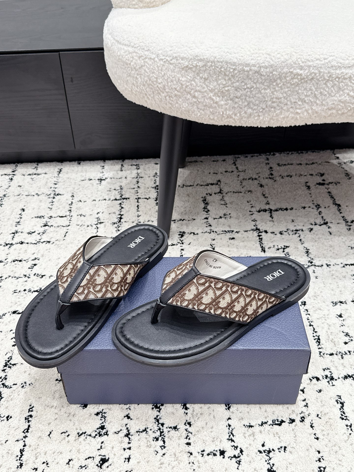Dior Slides