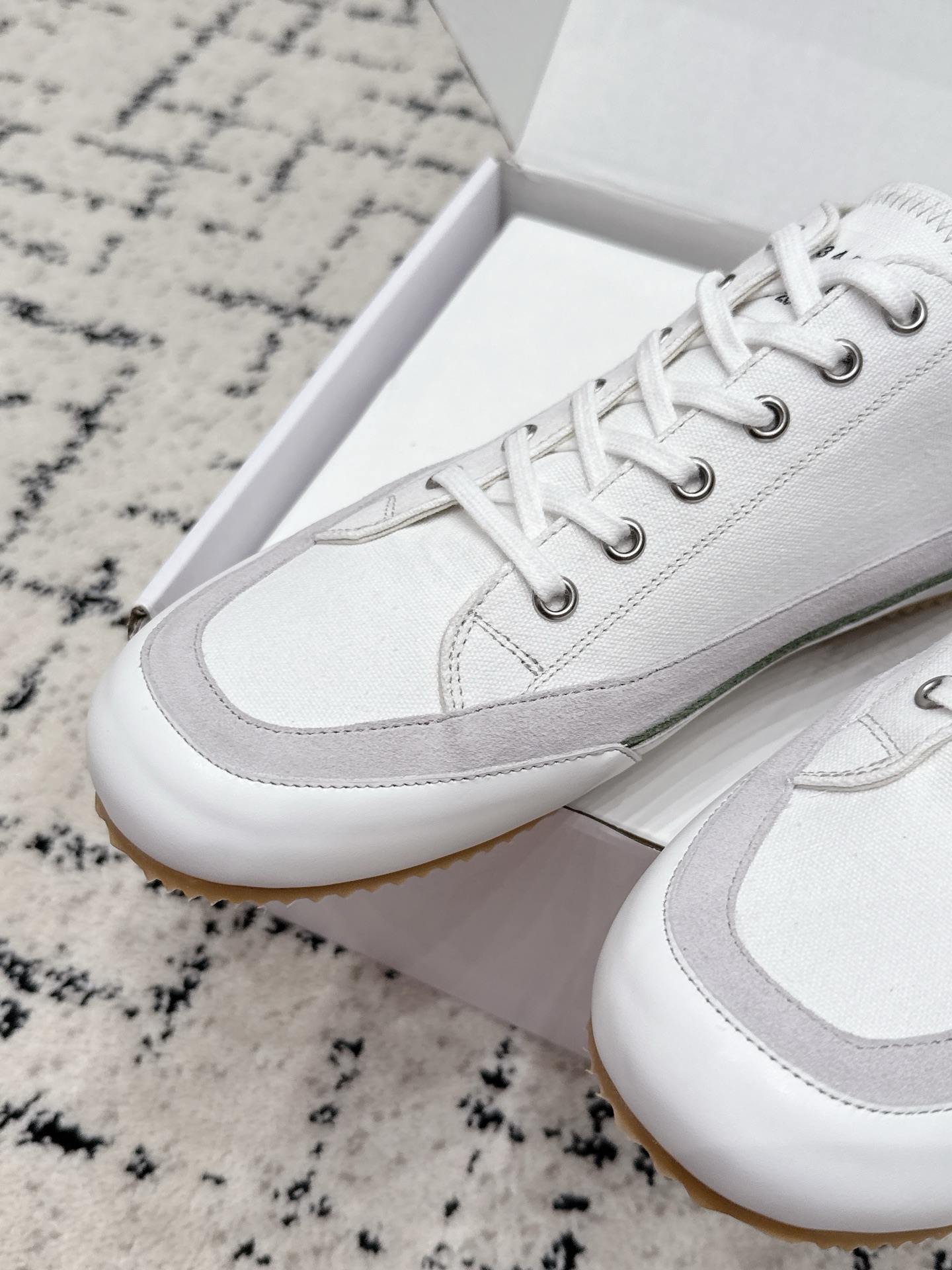 Designer Women Shoes