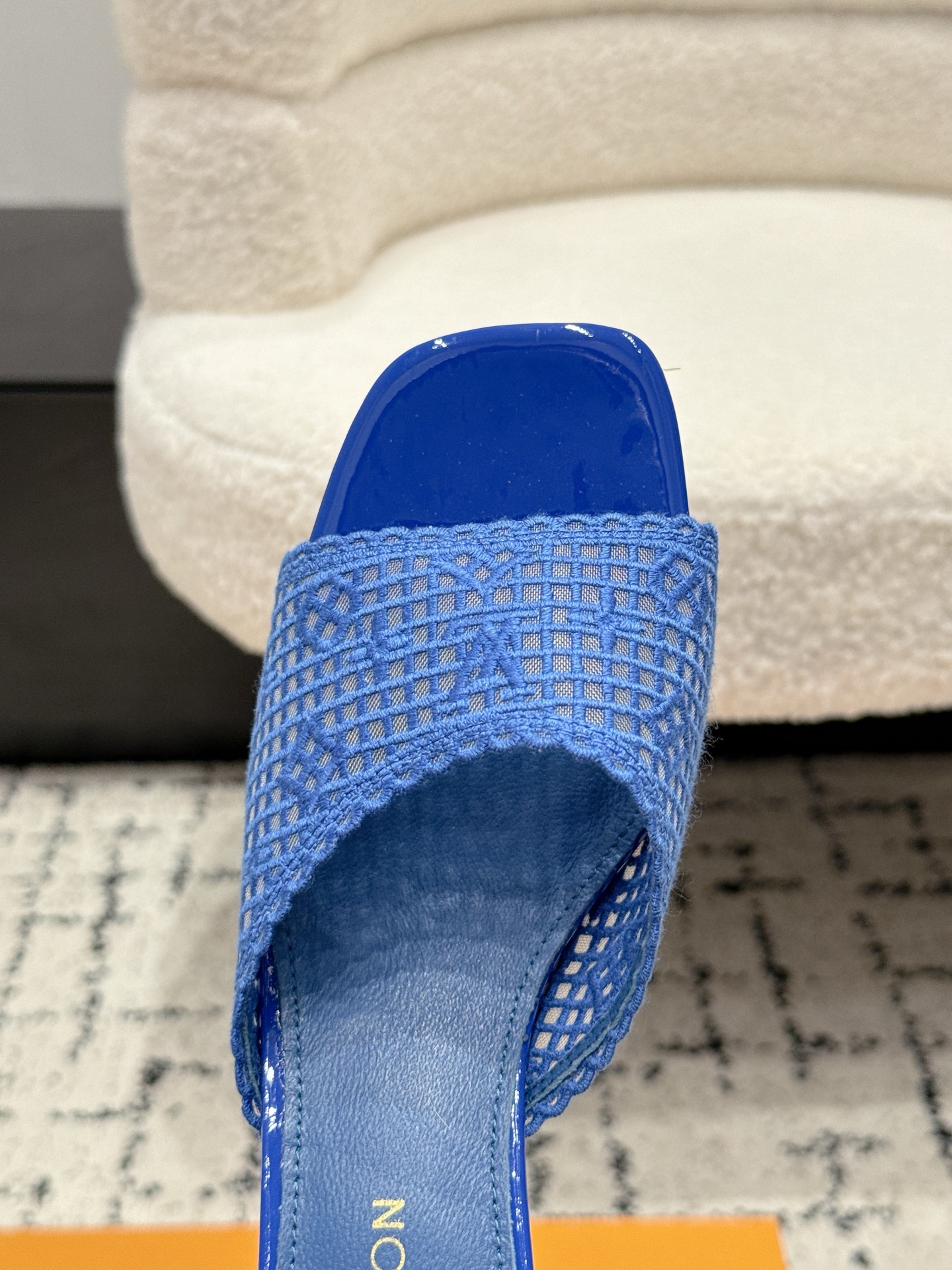 NO:886611,#Real shot details reference, high heels and slippers, high heels, slippers19860909#实拍细节参考,高跟鞋拖鞋,high heels,slippers,Women's Shoes
