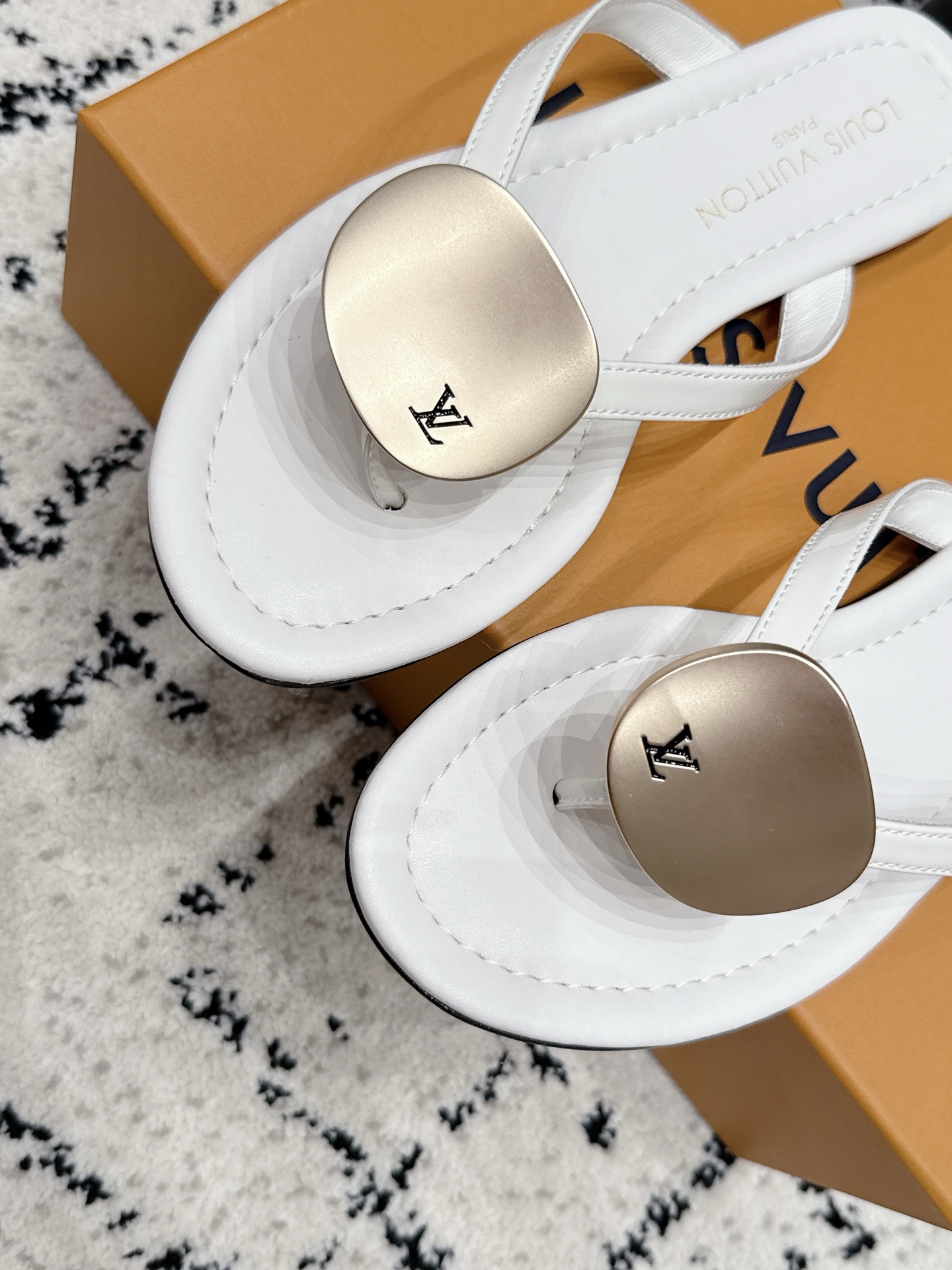 Louis Vuitton Slides